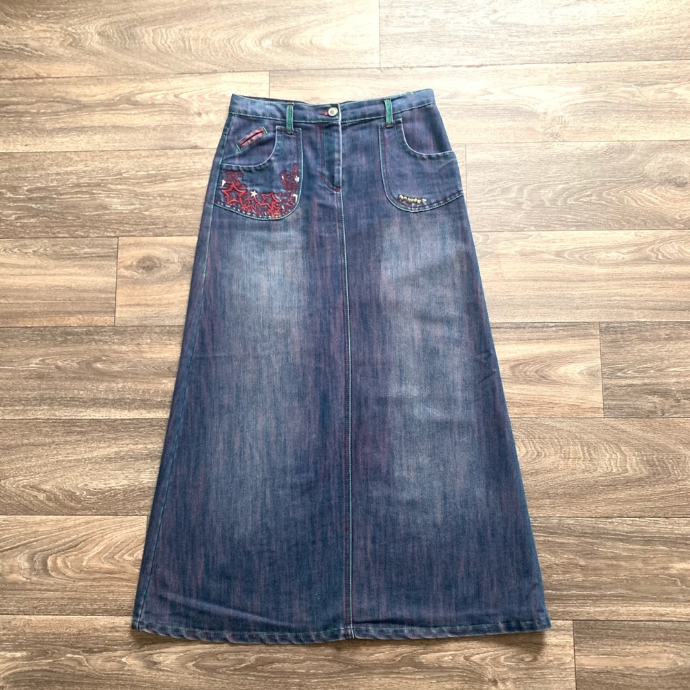 Ber and Re long denim embroidered skirt size 38